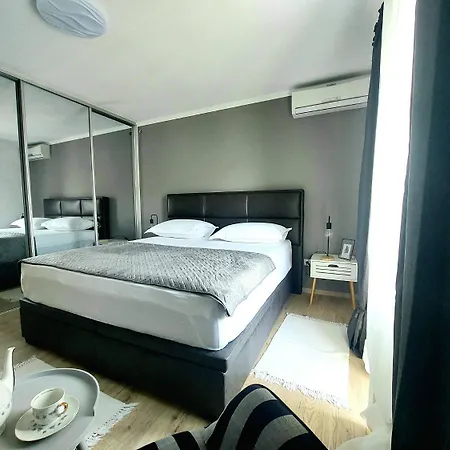 Fila - Large & Close To The Beach Apartment *