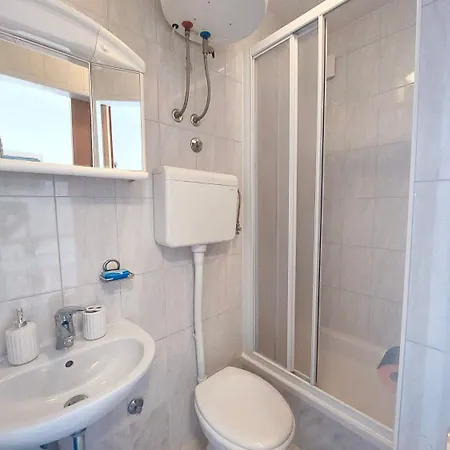 Apartment Fila - Large & Close To The